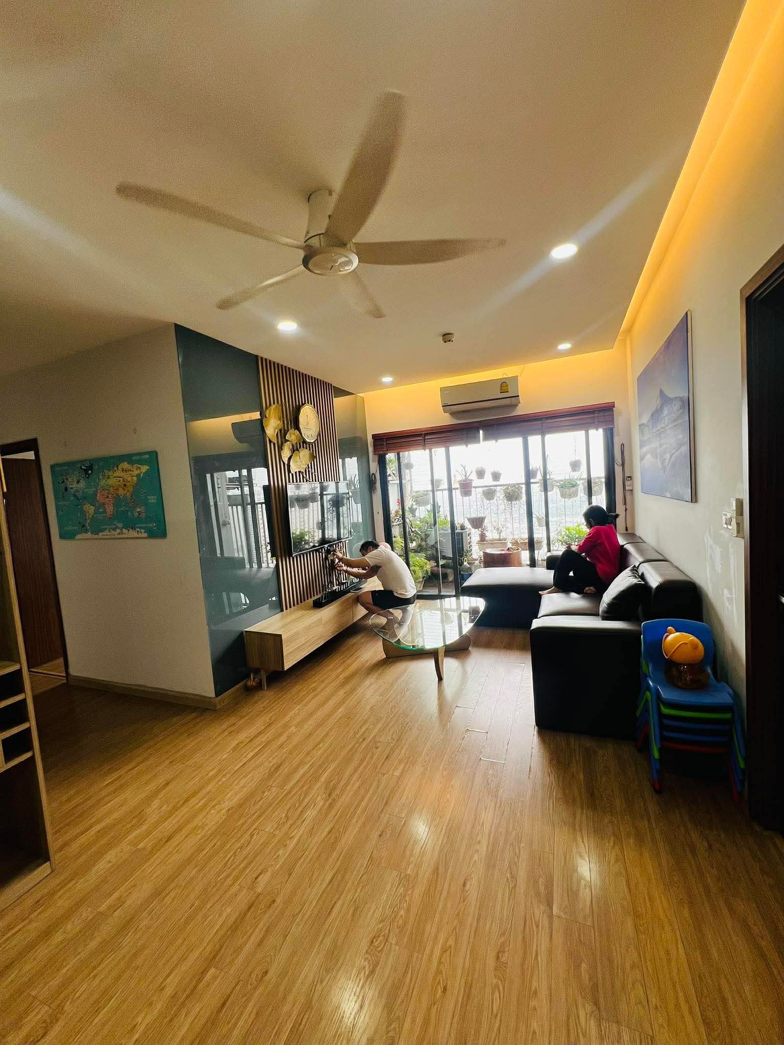 Cần Tiền Bán Chung Cư CT Thạch Bàn, Long Biên 75m2, giá 4,7 tỷ (sổ sẵn giao dịch